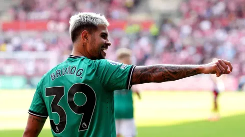 Bruno Guimarães deve ficar no Newcastle