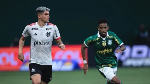 Ayrton Lucas e Estêvão no confronto Flamengo x Palmeiras