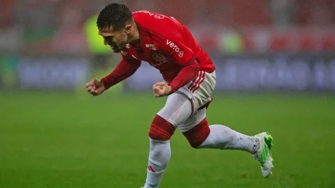 Fabrício Bustos estava no Inter, foi para o River Plate e pode levar outro craque.