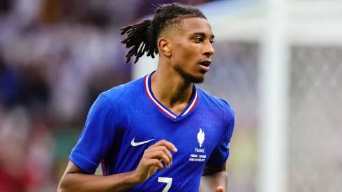 Michael Olise conquistou a medalha de prata nas Olimpíadas 2024