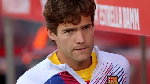 Ex-Barcelona, Marcos Alonso é alvo de clube poderoso do futebol europeu.