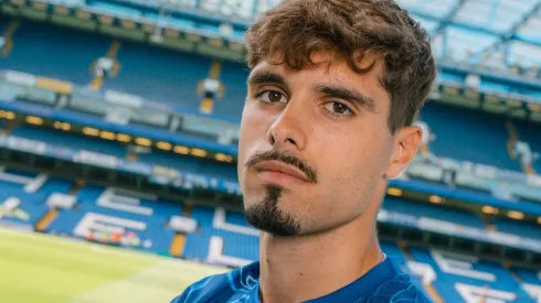 Pedro Neto, nova contratação do Chelsea. Foto: Divulgação/Twitter/CHELSEA