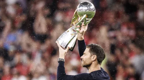 Craque de Xabi 'dribla' time inglês e fecha com rival do Bayer Leverkusen.