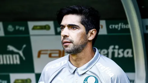 Abel Ferreira contará com elenco quase todo do Palmeiras para jogo desta quarta-feira (21). Foto: Marco Miatelo/AGIF