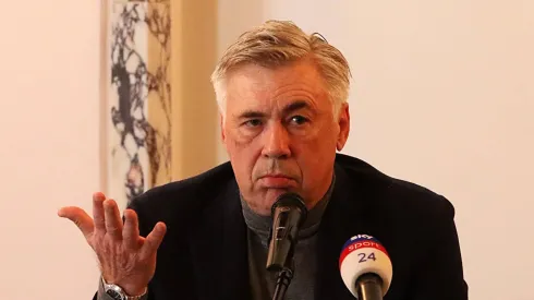 Carlo Ancelotti se irrita nos bastidores do Real Madrid