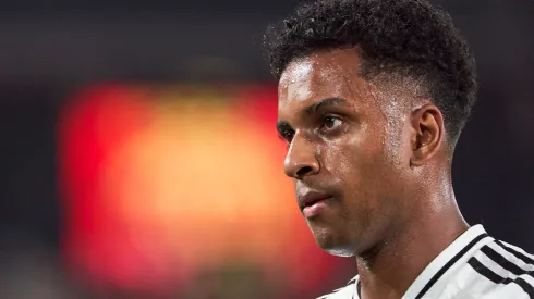 Situação polêmica envolvendo Rodrygo viralizou na web (Foto: Rafa Babot/Getty Images)