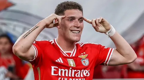 Rival do Corinthians pode pagar R$ 55 milhões para tirar Rollheiser do Benfica. Foto: IMAGO / Sports Press Photo