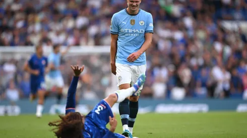 Haaland em partida entre Chelsea x Manchester City, na estreia da Premier League (Foto: Shaun Botterill/Getty Images)