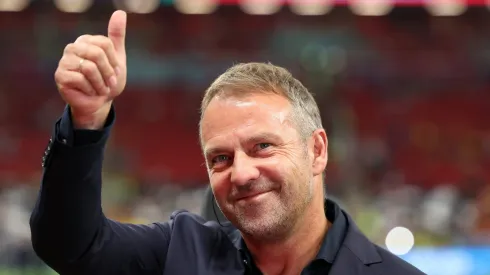 HANSI FLICK, TREINADOR DO BARCELONA. (Photo by Alexander Hassenstein/Getty Images)