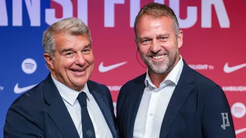 Barcelona fecha com novo atacante.