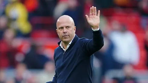 Craque pedido por Arne Slot no Liverpool está 99% próximo da Juventus.