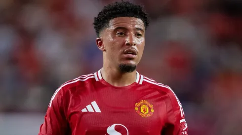 Manchester United acerta empréstimo de Jadon Sancho com obrigação de compra, diz jornal.