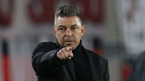 Gallardo determina saída de zagueiro. Foto: Daniel Jayo/Getty Images