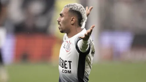 Corinthians x Botafogo SÃO PAULO, SP – 01.06.2024: CORINTHIANS X BOTAFOGO – Matheuzinho during the match between Corinthians x Botafogo held at the Neo Química Arena in São Paulo, SP. The game is valid for the 7th round of the Brasileirão 2024. Photo: Marco Galvão/Fotoarena x2548396x PUBLICATIONxNOTxINxBRA MarcoxGalvão