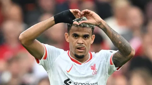 Luis Díaz deve renovar com o Liverpool. Foto: Michael Regan/Getty Images