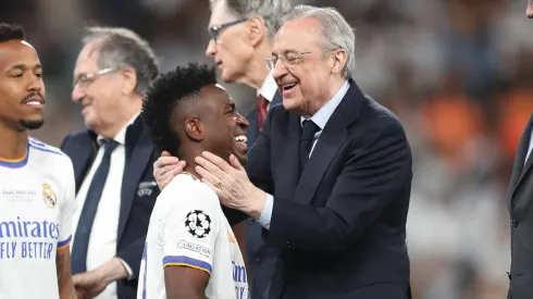 Vini Jr e Florentino Pérez tem bola relação no Real Madrid.