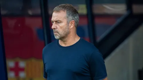 Hansi Flick perde grande jogador do Barcelona para a estreia da Champions.