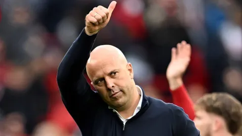 Arne Slot já pede para que olheiros do Liverpool olhem um jovem do time do Brasileirão. (Photo by Michael Regan/Getty Images)