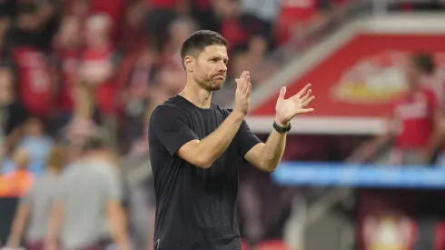 Xabi Alonso tem destaque no futebol europeu. Foto: Pau Barrena/Getty Images