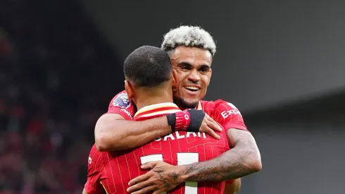 âRivalâ de Salah no ataque do Liverpool, Luis DĂaz faz pedido inusitado: âQuero que vocĂȘ...â