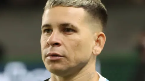 Emprestado ao Grêmio, Soteldo, do Santos, sinaliza positivo para atuar em outro gigante. (Foto: Imago)