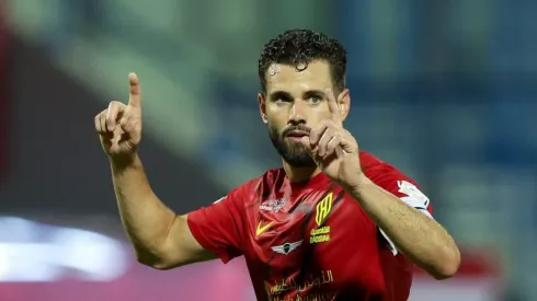Nacho Fernández em ação no Al-Qadsiah. Foto: Yasser Bakhsh/Getty Images