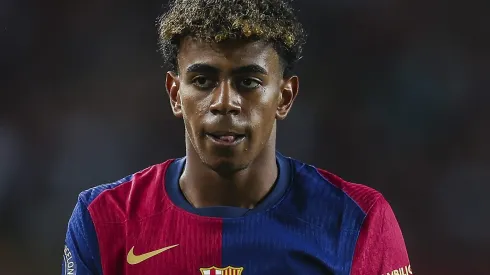 Cinco jogadores do Brasileirão que ganham mais do que Lamine Yamal, craque do Barcelona. (Photo by Eric Alonso/Getty Images)