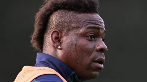 Balotelli aceita salário de R$ 1,5 milhão para jogar em rival do Corinthians (Photo by Claudio Villa/Getty Images)