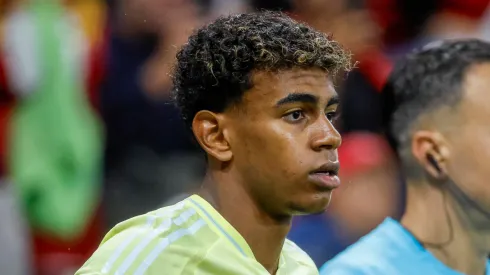 Lamine Yamal em partida pela Seleção Espanhola