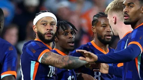 Parceiro de Depay recusa o Barcelona e manifesta desejo de jogar com Mbappé e Vinicius Jr.