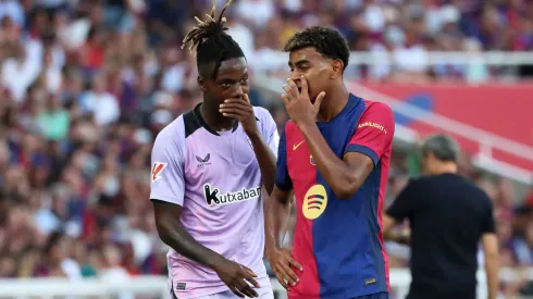 Nico Williams e Lamine Yamal em partida