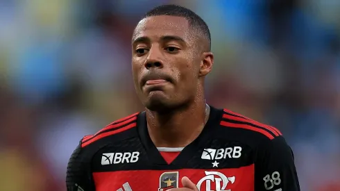 Lesionado, De La Cruz já tem data para voltar a jogar pelo Flamengo (Photo by Buda Mendes/Getty Images)