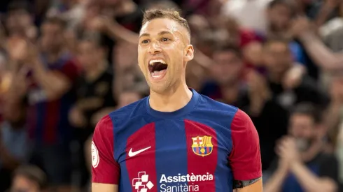 Pito, camisa 10 do Barcelona e da Seleção Brasileira.