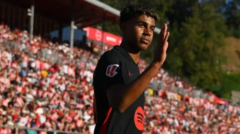 Lamine Yamal recebeu oferta de R$ 1,5 bilhão para deixar o Barcelona, revela agente.