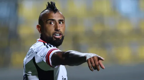 Vidal foi provocativo após partida contra River Plate (Foto: Marcelo Hernandez/Getty Images)