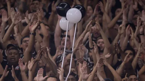 Corinthians gera alta audiência no SBT com jogo decisivo da Copa Sul-Americana, surpreendendo espectadores. (Foto: Alan Morici/AGIF)