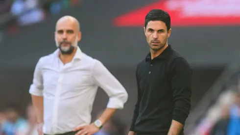 Mikel Arteta e Pep Guardiola lado a lado