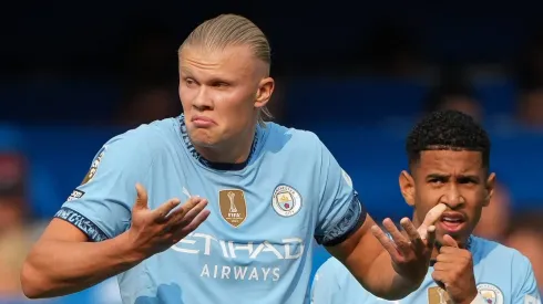 Haaland se movimenta para deixar o Manchester City e se transferir para o Barcelona. (Foto: Andy Rowland)