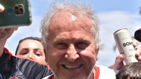 Zico é contrário a aposentadoria de camisa 10 do Flamengo. (Foto: IMAGO / TheNews2)