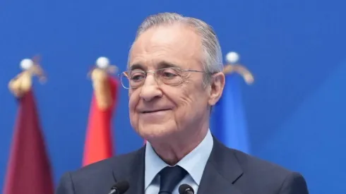 Técnico do Real Madrid Castilla, Raúl González é alvo da Schalke 04.