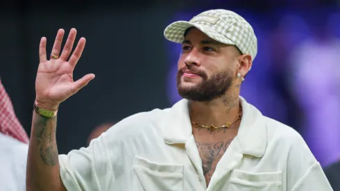 Neymar segue lesionado no futebol saudita.