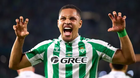 Vitor Roque sofre lesão. Foto: Fran Santiago/Getty Images