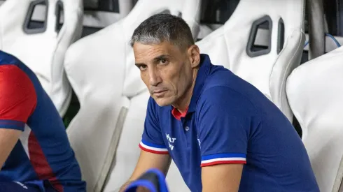 Figal, que também pode sair em 2025, perdeu seu lugar na defesa e agora é observado pelo clube nordestino. (Foto: Baggio Rodrigues/AGIF)