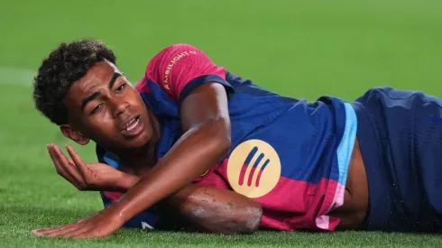 Apesar da vitória, a situação do Lamine Yamal trouxe alarmes entre os torcedores, que temiam uma lesão séria. (Foto: IMAGO / Pressinphoto)