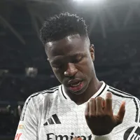 Vinicius Júnior pode abandonar o campo diante de movimento de torcida do Atlético Madrid