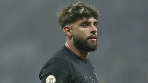 Yuri Alberto descarta rival do Corinthians, mas tem sonho de assinar com outro projeto.