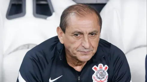 Ramón Díaz, técnico do Corinthians. Foto: Lucas Emanuel/AGIF