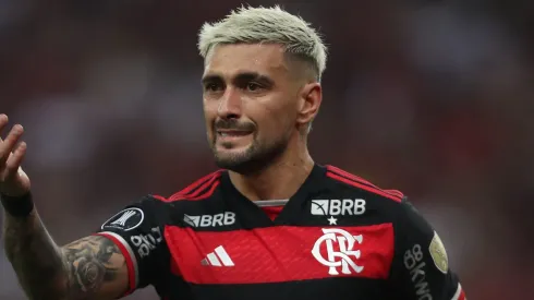 Arrascaeta se torna alvo de outro grande clube e pode deixar o Flamengo (Photo by Wagner Meier/Getty Images)