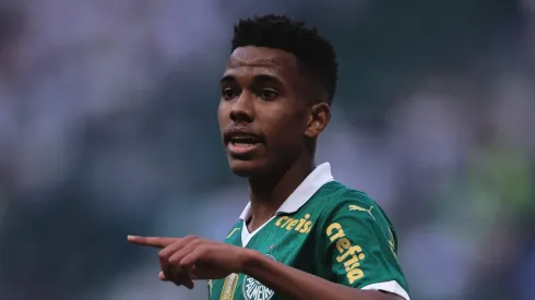 Estêvão vai deixar o Palmeiras em 2025