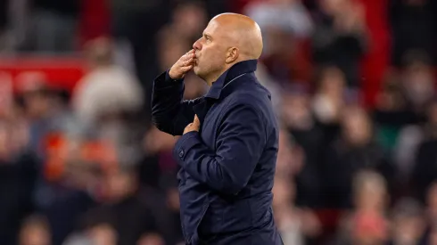 Arne Slot em partida do Liverpool